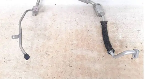 Maserati GranTurismo Air conditioning (A/C) pipe/hose 52429950 81252500