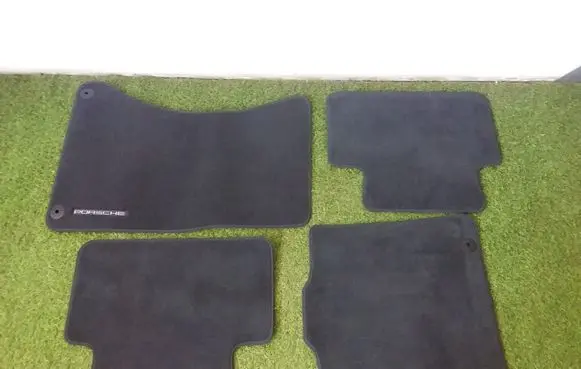 Porsche Macan (95B) Car floor mat set 95B864435D G167AAEE0S5