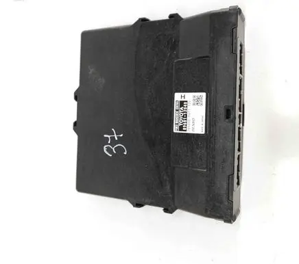 Toyota Auris 150 Current control relay 2850000611 8968112040