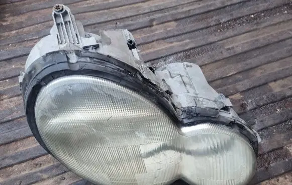 Mercedes-Benz C W203 Headlight/headlamp