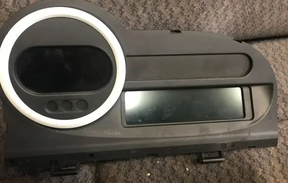 Renault Twingo II Speedometer (instrument cluster) 280345731R 281199495