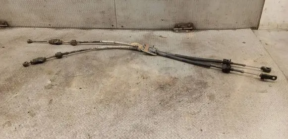 Toyota Avensis T250 Gear shift cable linkage 
