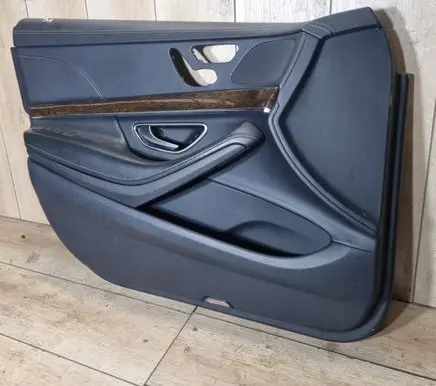 Mercedes-Benz S W222 Front door card panel trim