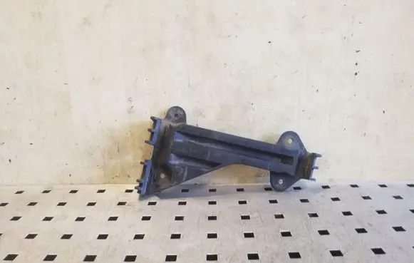 Audi A6 S6 C4 4A Front bumper mounting bracket 4A0807284A