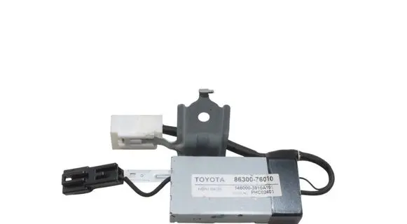 Lexus CT 200H Aerial antenna amplifier 8630076010
