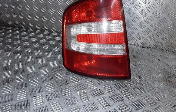 Skoda Fabia Mk1 (6Y) Rear/tail lights 6y9945095e