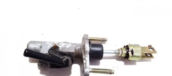 Toyota Yaris Verso Clutch master cylinder