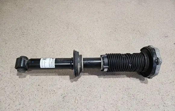 BMW X3 G01 Rear shock absorber/damper 6871801