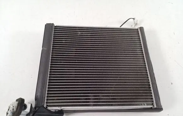 Lexus CT 200H Air conditioning (A/C) radiator (interior) 8850175010