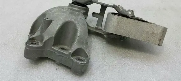 Mercedes-Benz GLA W156 Engine mount bracket A2462400809