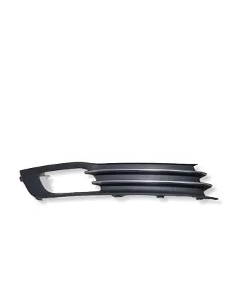 Volvo V70 Front fog light trim/grill 31323995