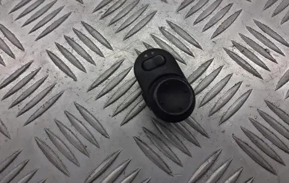 Opel Zafira A Wing mirror switch 09226861
