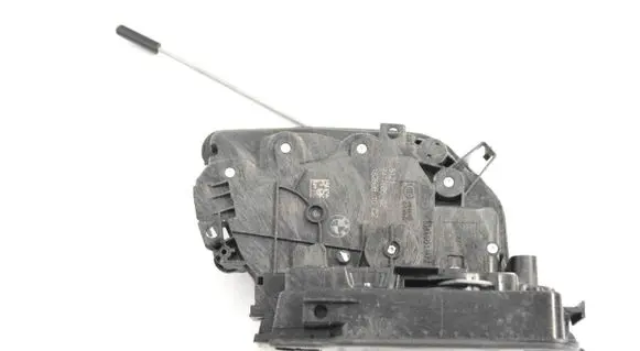 BMW 8 G14 Front door lock 7477685