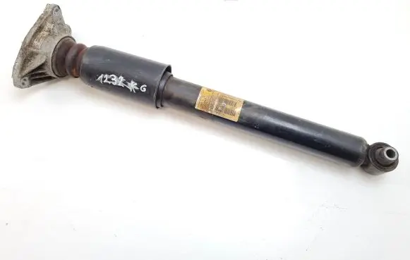 BMW 2 F22 F23 Rear shock absorber/damper 6862172