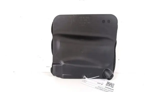 Volkswagen Golf VI Other trunk/boot trim element 8P7863493D