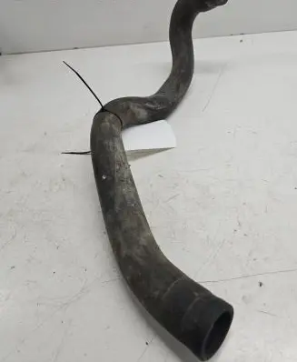 Audi A6 S6 C4 4A Engine coolant pipe/hose 4A0121055