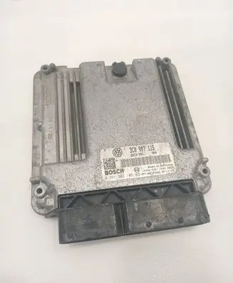 Volkswagen PASSAT B6 Engine control unit/module 3C0907115