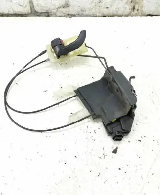 Hyundai Tucson JM Front door lock