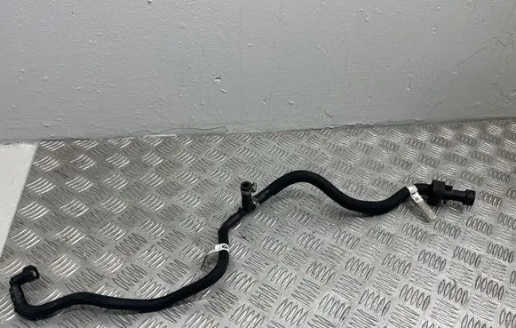 BMW 3 E90 E91 Fuel line pipe 7810786