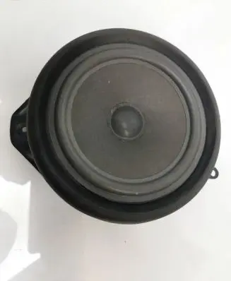 Audi A4 S4 B7 8E 8H Front door speaker 8E0035411 4135125 4910410300