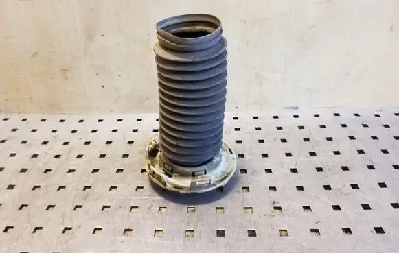 Honda Insight Front coil spring rubber mount 