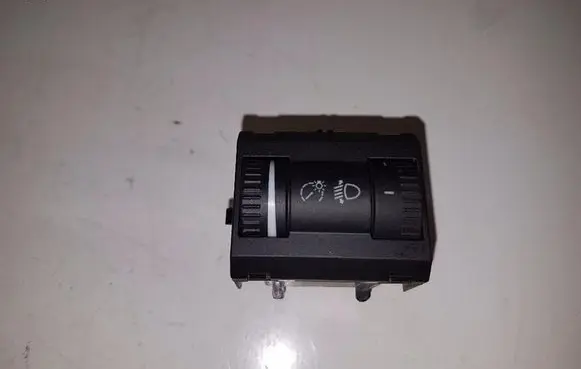 Headlight level height control switch