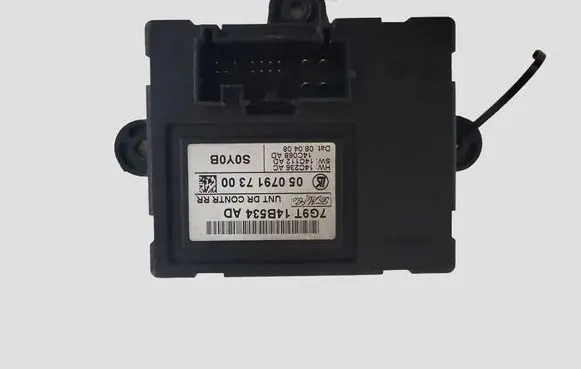 Ford Mondeo MK IV Door control unit/module 7G9T14B534AD 0507917300 72063
