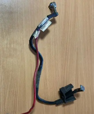 Skoda Octavia Mk2 (1Z) Positive cable (battery) 1K0971228M