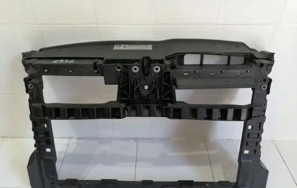 Volkswagen Golf VI Radiator support slam panel