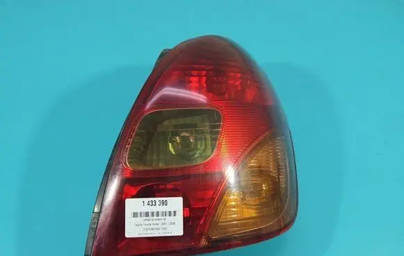 Toyota Corolla Verso E121 Rear/tail lights IMPRK1433390