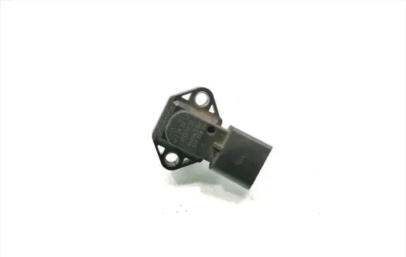 Volkswagen Tiguan Air pressure sensor 038906051 0281002177