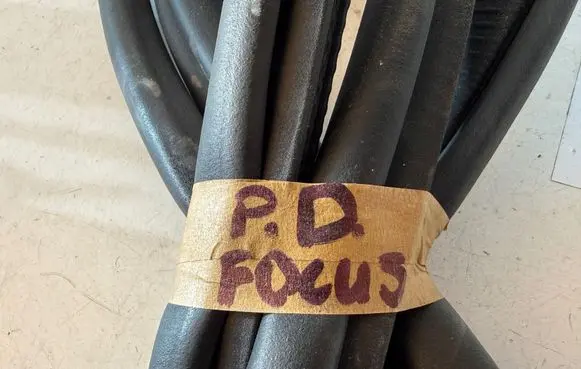 Ford Focus Front door rubber seal 