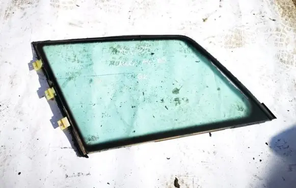 Audi A4 S4 B5 8D Rear side window