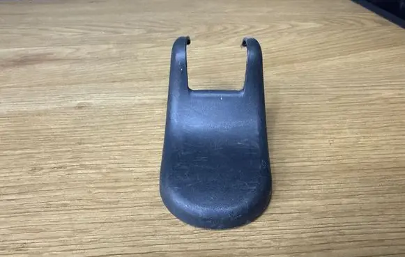 Toyota Auris 150 Rear seat rail trim cover 7169102010