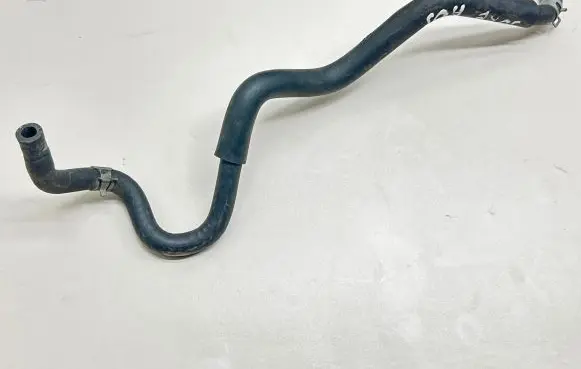 Nissan Juke I F15 Engine coolant pipe/hose