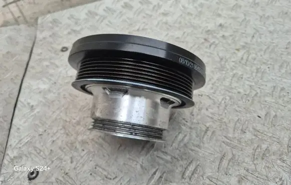 Crankshaft pulley