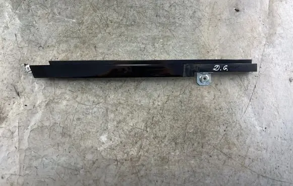 Mercedes-Benz S W221 Rear door windshield rail A2217300219