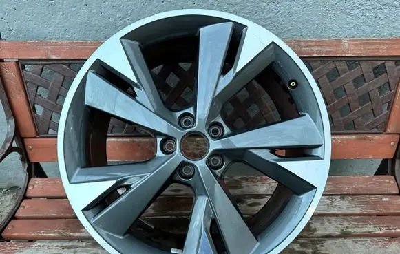 Audi Q4 Sportback e-tron R20 alloy rim 