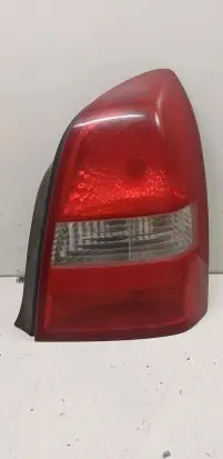 Nissan Primera Rear/tail lights 89025237