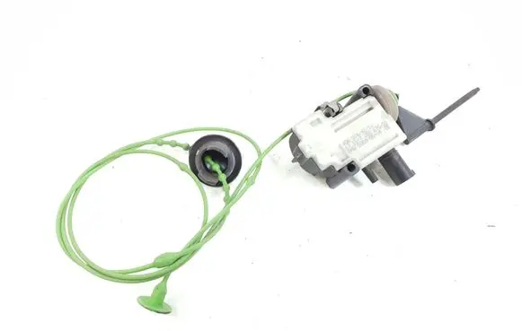 BMW Z4 E89 Fuel tank cap lock 67117200675