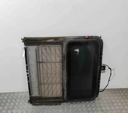 Ford Explorer Sunroof set XL2Z7851070AA