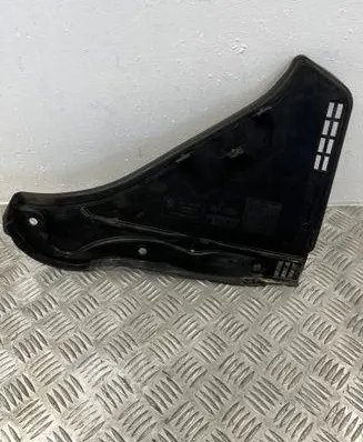 Other engine bay part