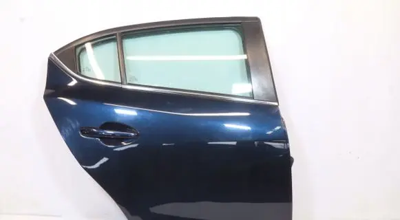 Mazda 3 III Rear door 