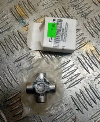 Renault Trafic II (X83) Steering column universal joint 