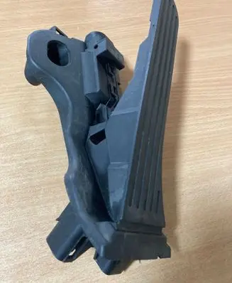 Volkswagen Touran I Accelerator throttle pedal 1T2721503G 6PV00874600