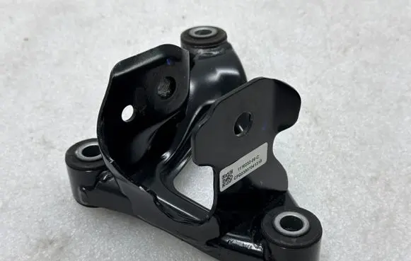 Tesla Model Y Engine mounting bracket 111023200C 111023400B CFQ23007041315