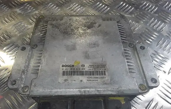 Renault Scenic I Engine control unit/module 0281010189 HOM8200039569 8200166362