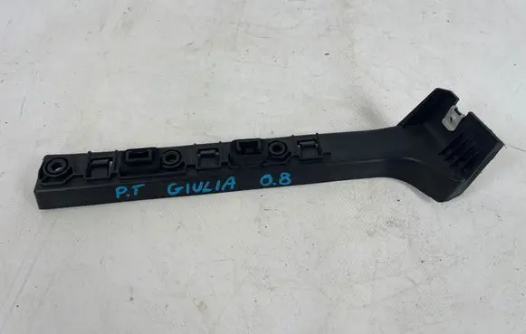 Alfa Romeo Giulia Rear bumper mounting bracket 50534393