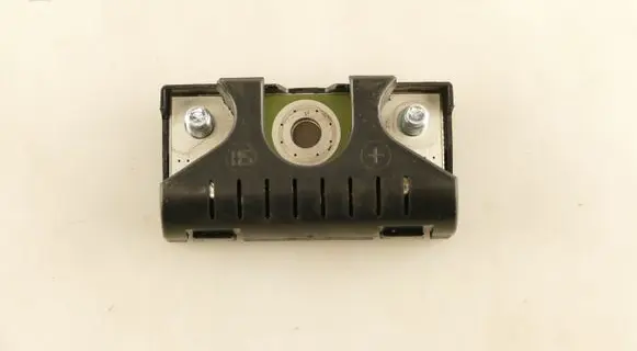 Audi A3 S3 8V Aerial antenna filter 8T803557570