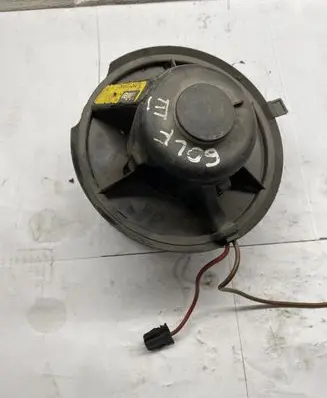 Volkswagen Golf III Interior heater climate box assembly 1H1819021